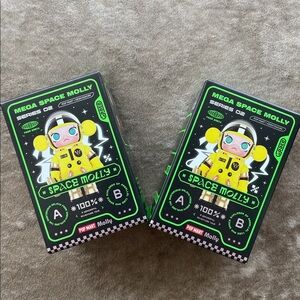 •2 MEGA SPACE MOLLY• 2 Pop Mart 100% Blind Boxes >> unopened/unconfirmed >> NIB